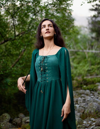 Renaissance Costume Women Pirate Dresses Split Bell Sleeve Medieval Ren Faire Dress with Pockets